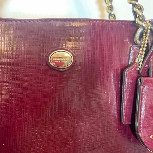 Women's Coach Maroon Leather Tote Bag with Gold Chain - Picture 6 of 15